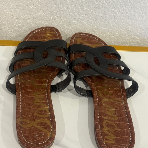 Sam Edelman Black and Brown Leather slides Sandals with Flat Sole - Picture 3 of 4